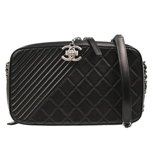 Boy Chanel Black Lambskin Camera Shoulder Bag 194166 - Picture 1 of 11
